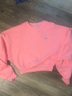 ALO Yoga Cropped Crewneck Sweatshirt in Coral Pink